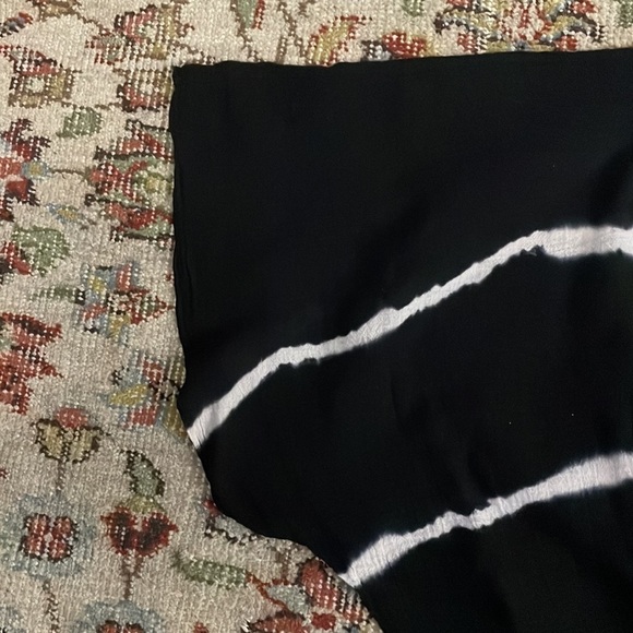 𝅺black Tie Dye Top Sz M - Picture 3 of 5